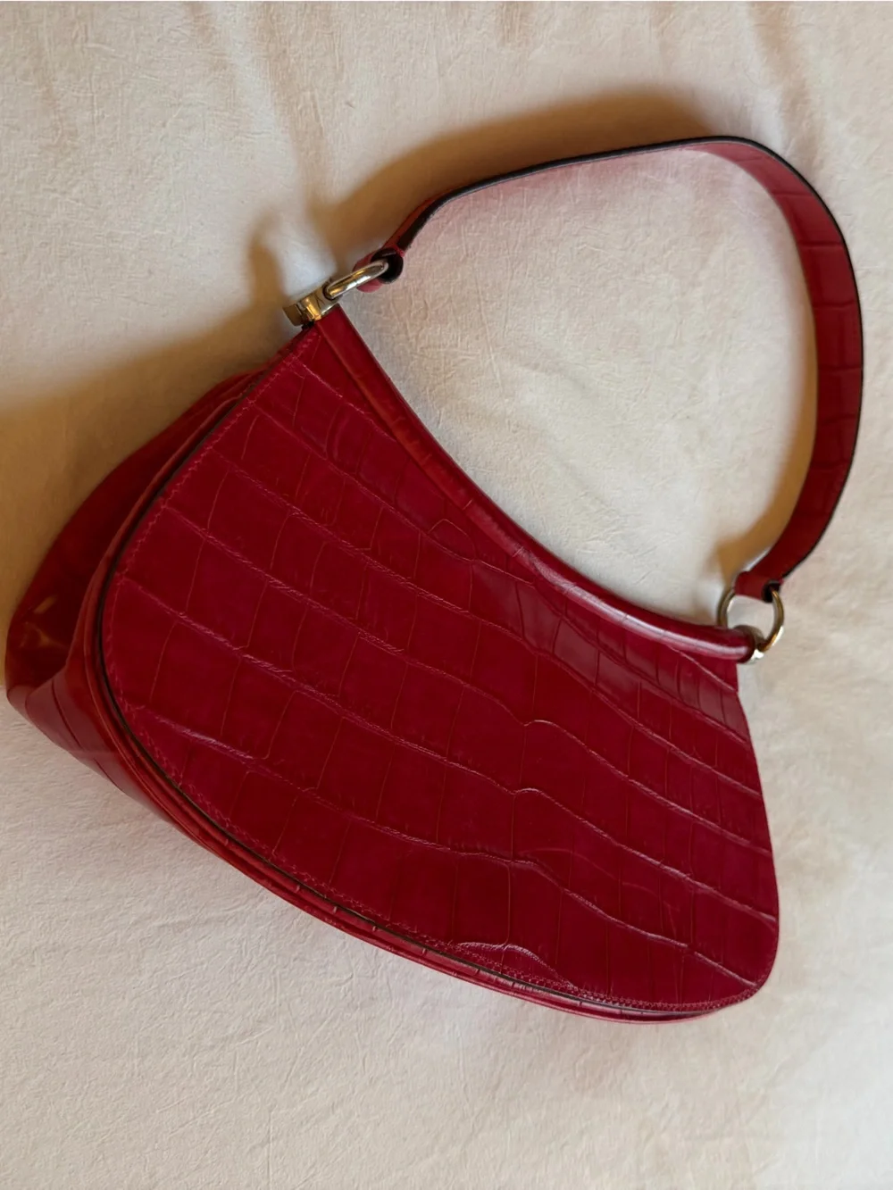 Vintage ESCADA Cherry Red Croc Leather  Shoulder bag
